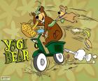 Bir motosiklet üzerinde Yogi ve Boo-Boo ayılar